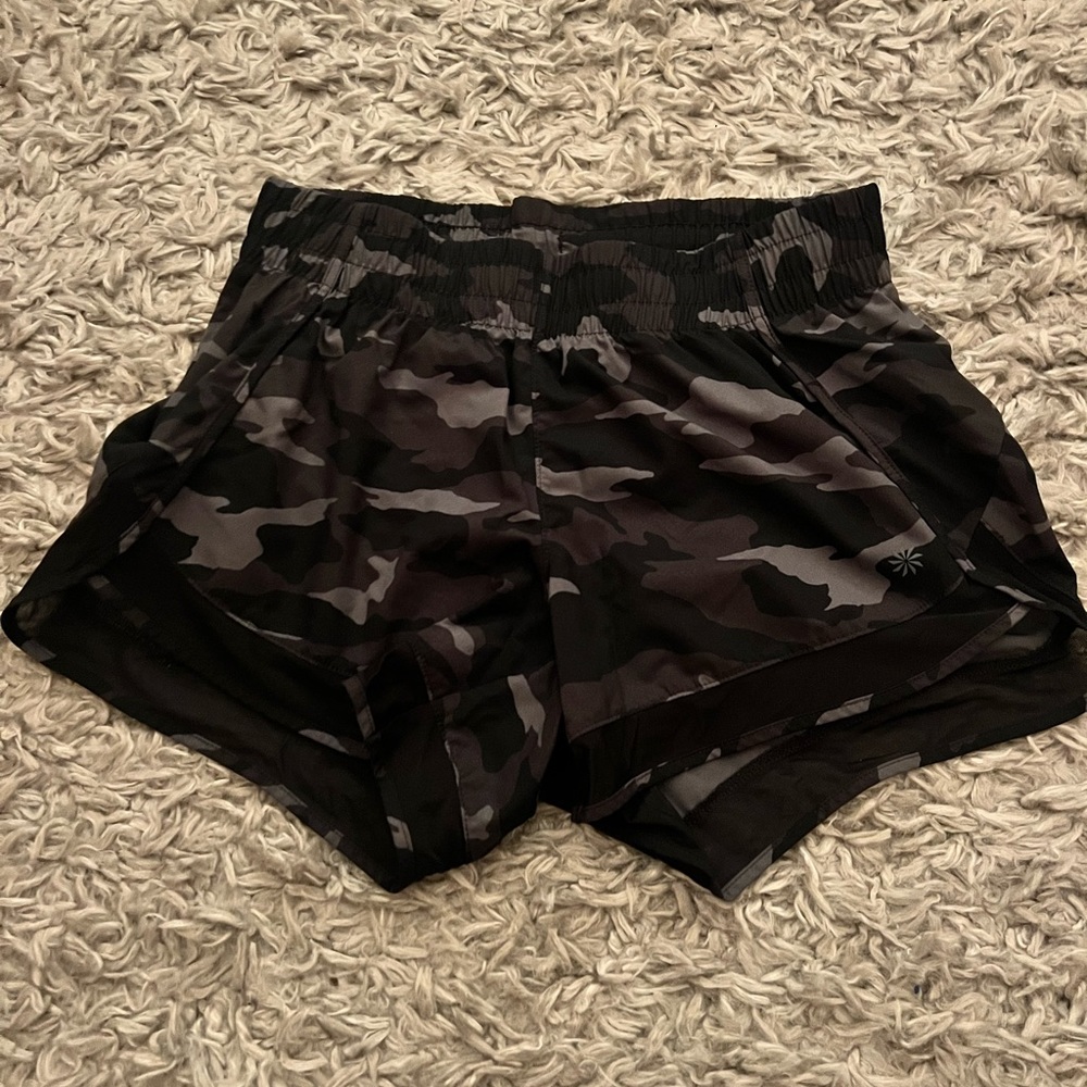 perfect condition athleta shorts